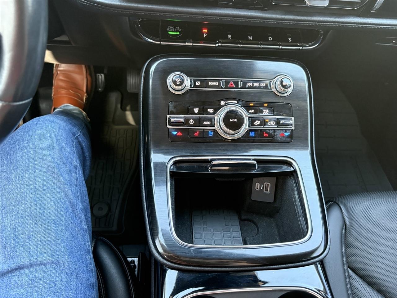 Lincoln Nautilus Reserve AWD 2022