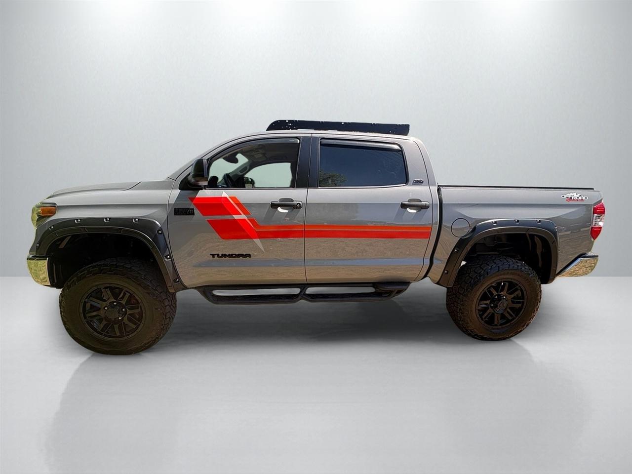 Toyota Tundra SR5 5.7L V8 CrewMax 2WD 2020