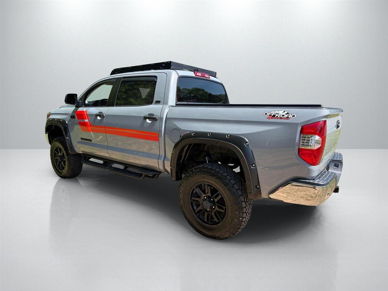 Toyota Tundra SR5 5.7L V8 CrewMax 2WD 2020