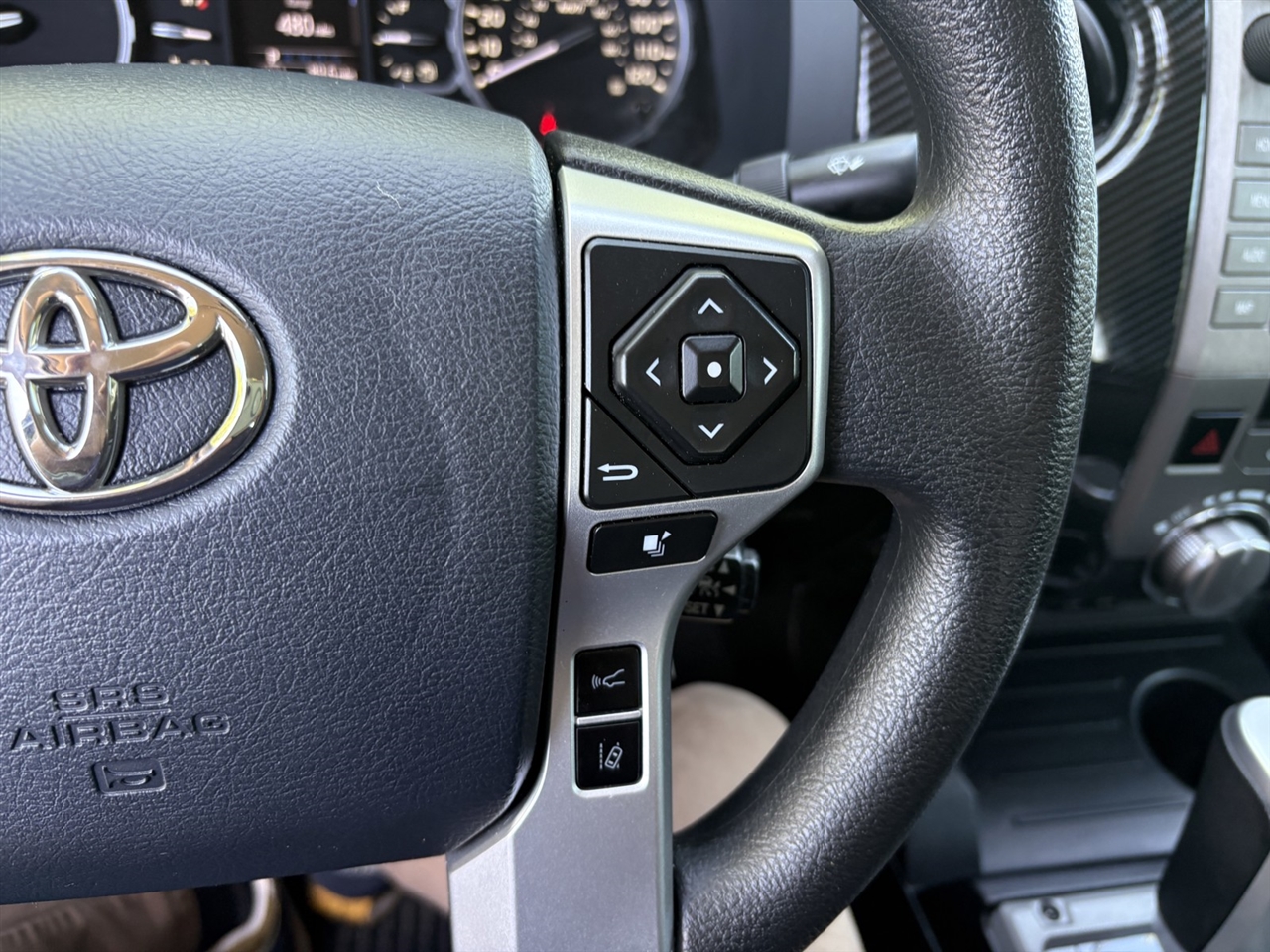 Toyota Tundra SR5 5.7L V8 CrewMax 2WD 2020