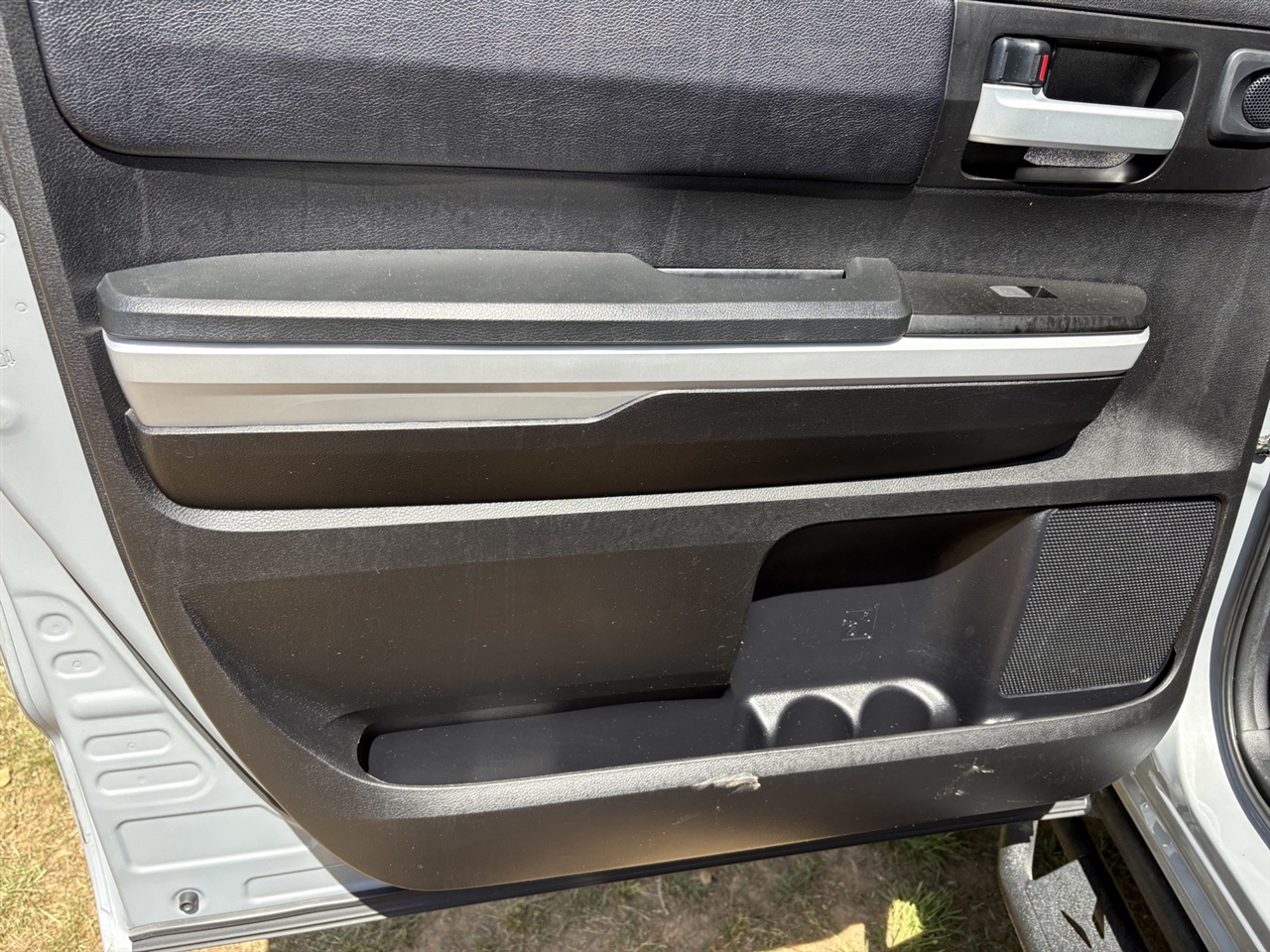 Toyota Tundra SR5 5.7L V8 CrewMax 2WD 2020