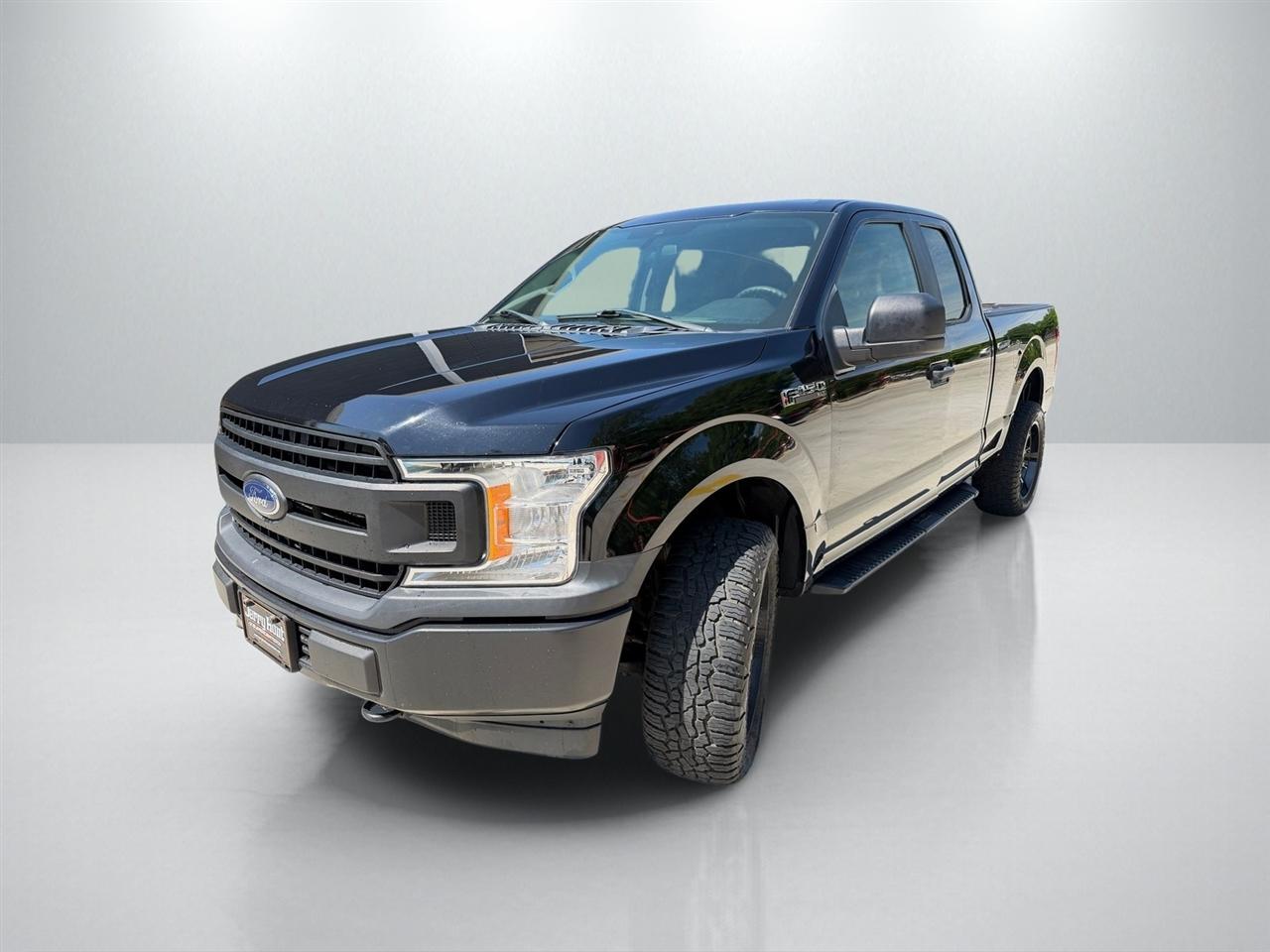 Ford F-150 XL SuperCab 8-ft. Bed 4WD 2020