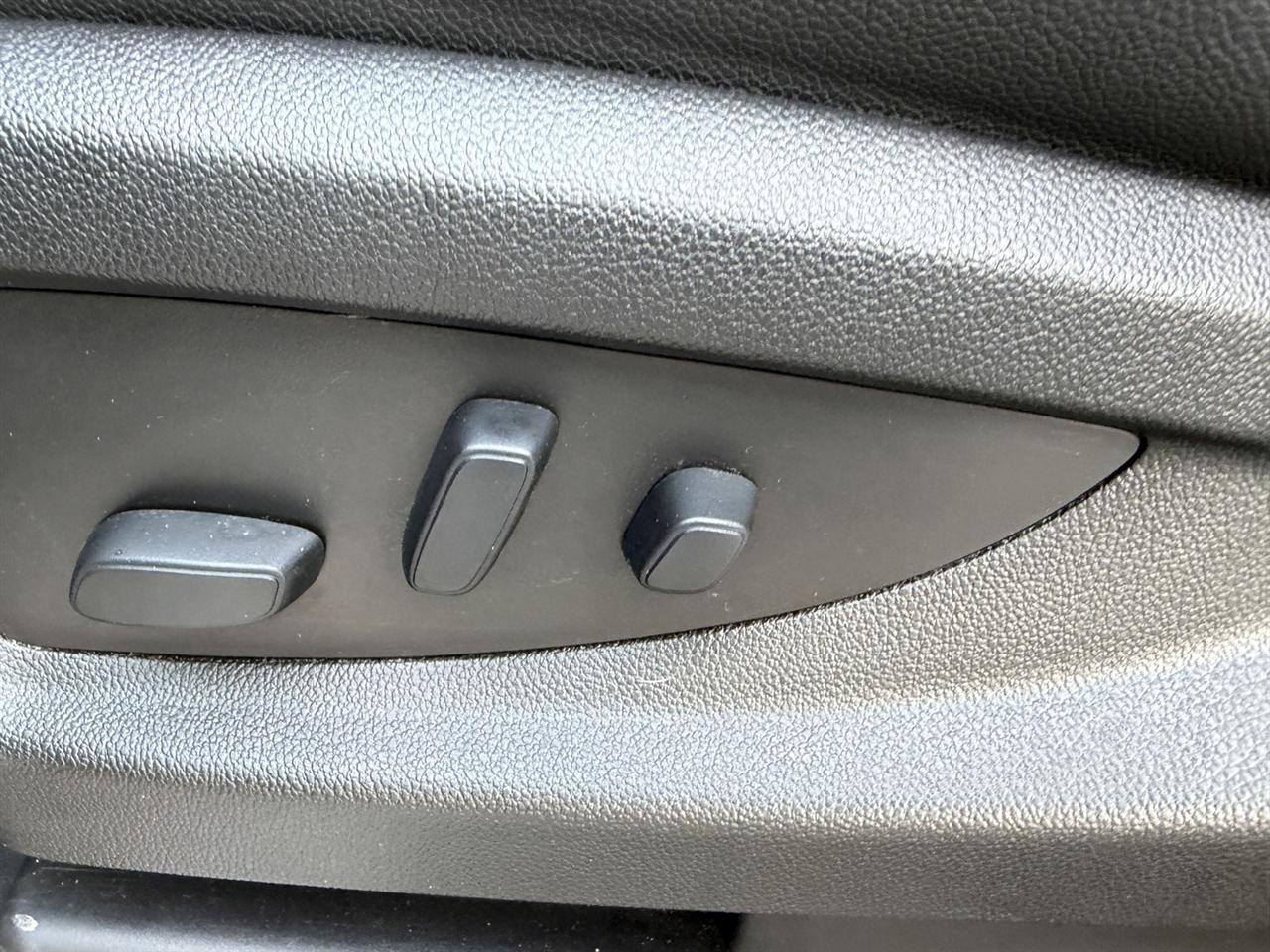 GMC Yukon XL SLT 4WD 2019