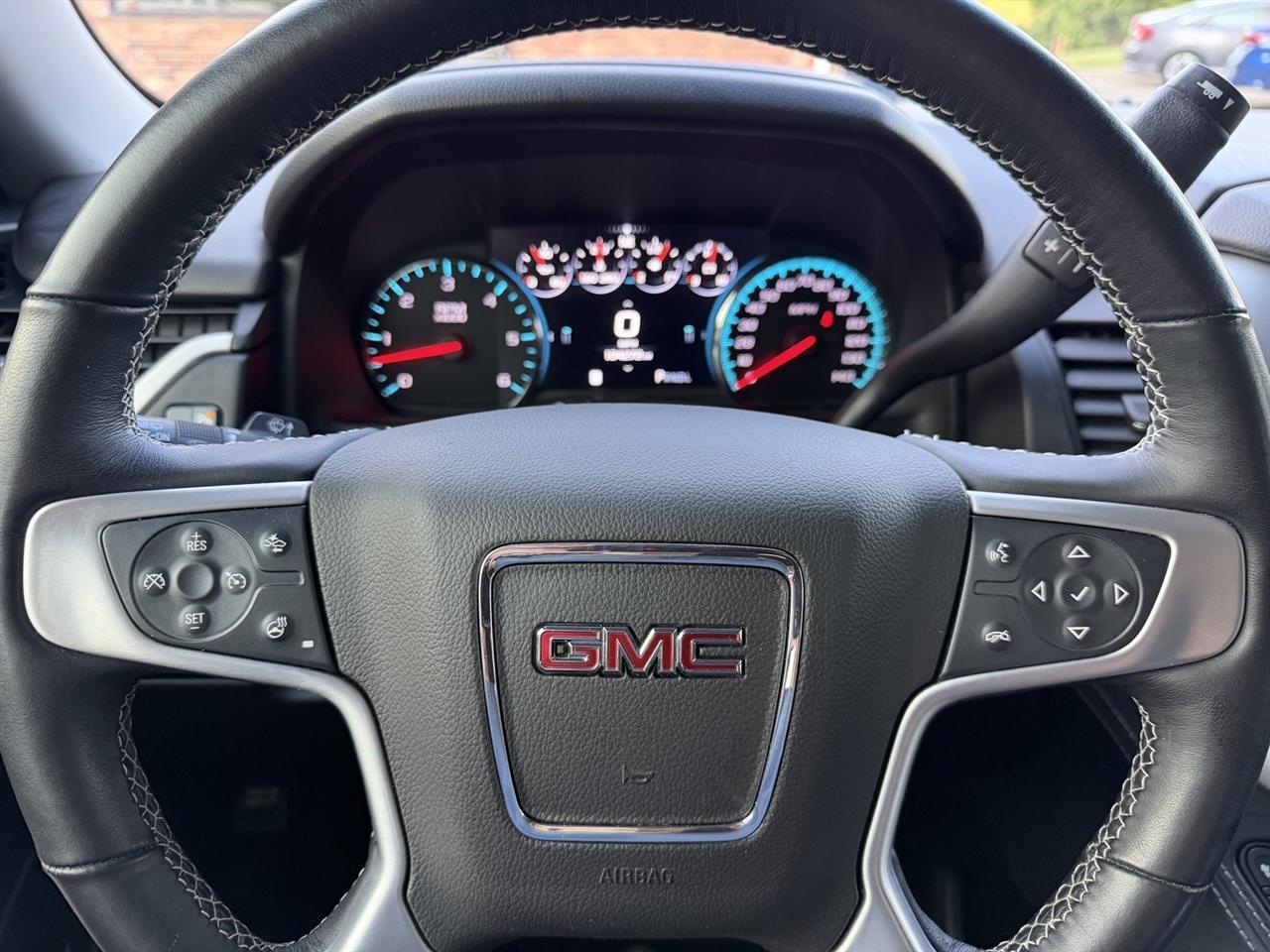 GMC Yukon XL SLT 4WD 2019