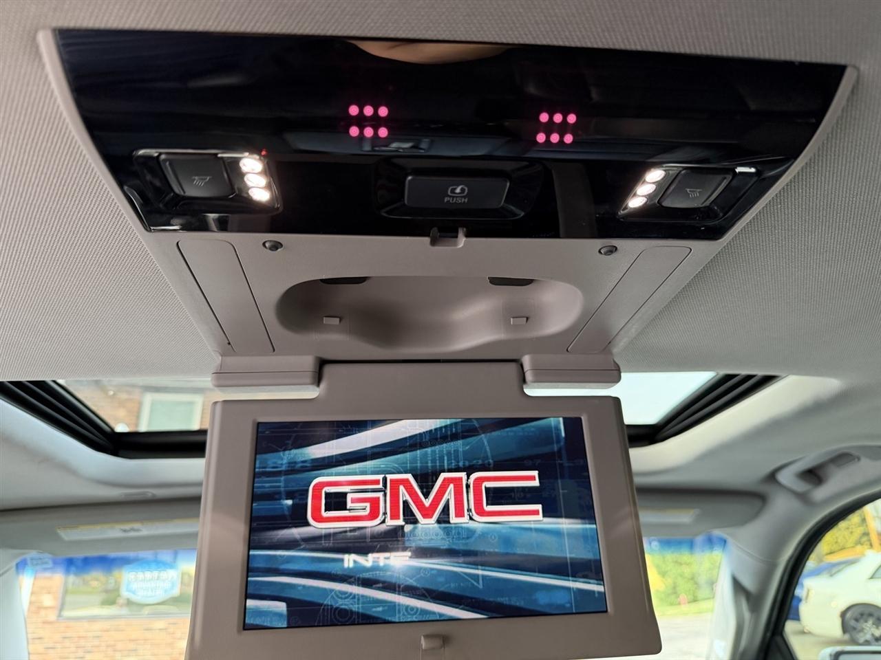 GMC Yukon XL SLT 4WD 2019