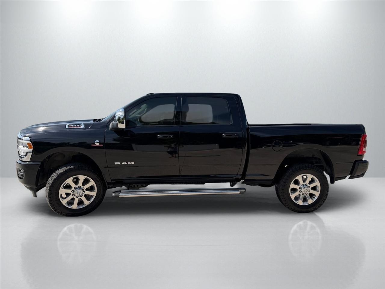 RAM 2500 Laramie Crew Cab SWB 4WD 2023