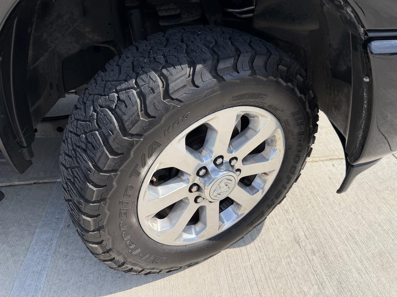 RAM 2500 Laramie Crew Cab SWB 4WD 2023