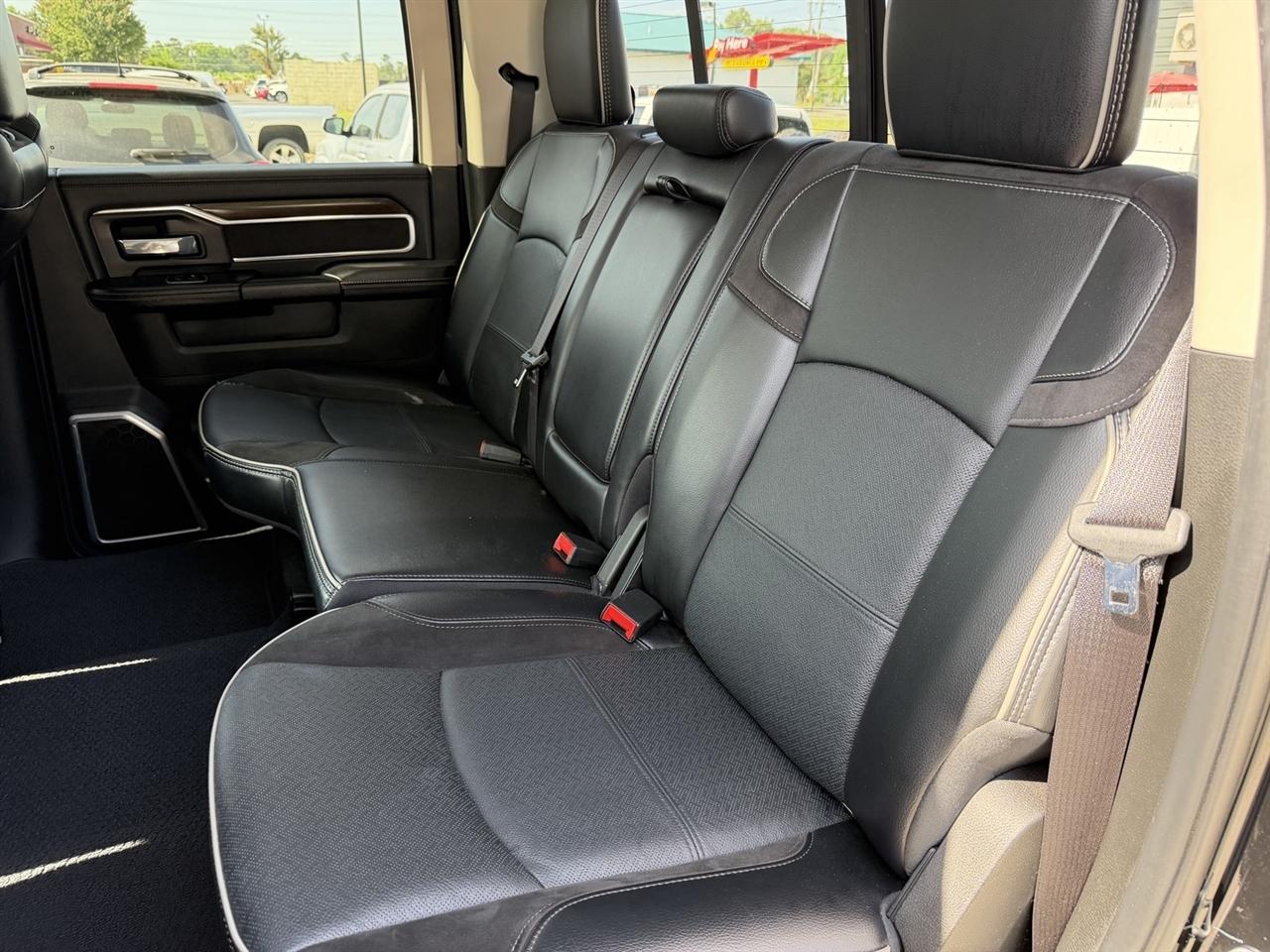 RAM 2500 Laramie Crew Cab SWB 4WD 2023