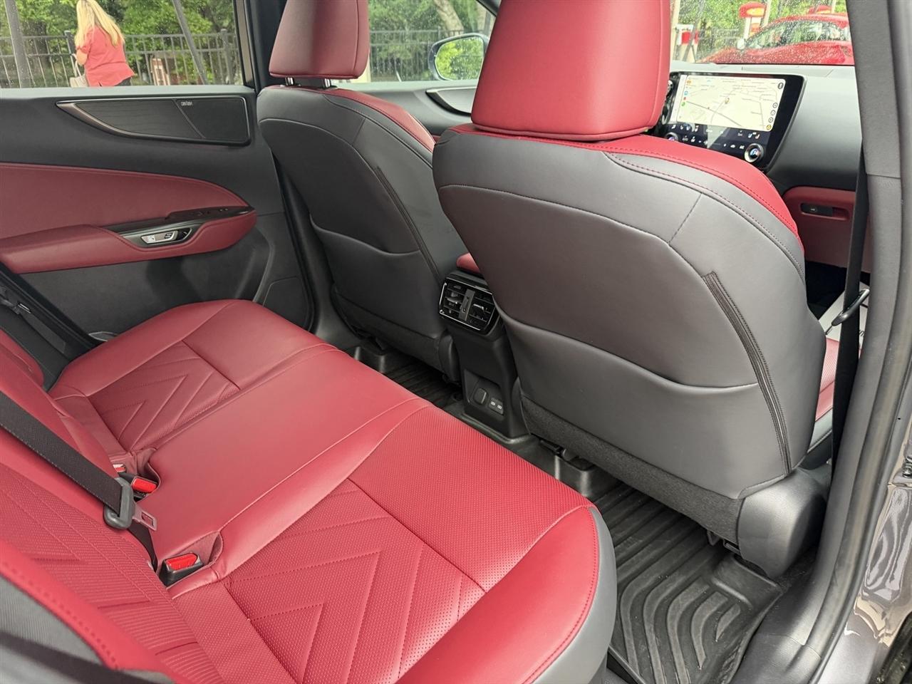 Lexus NX 350h Luxury AWD 2024