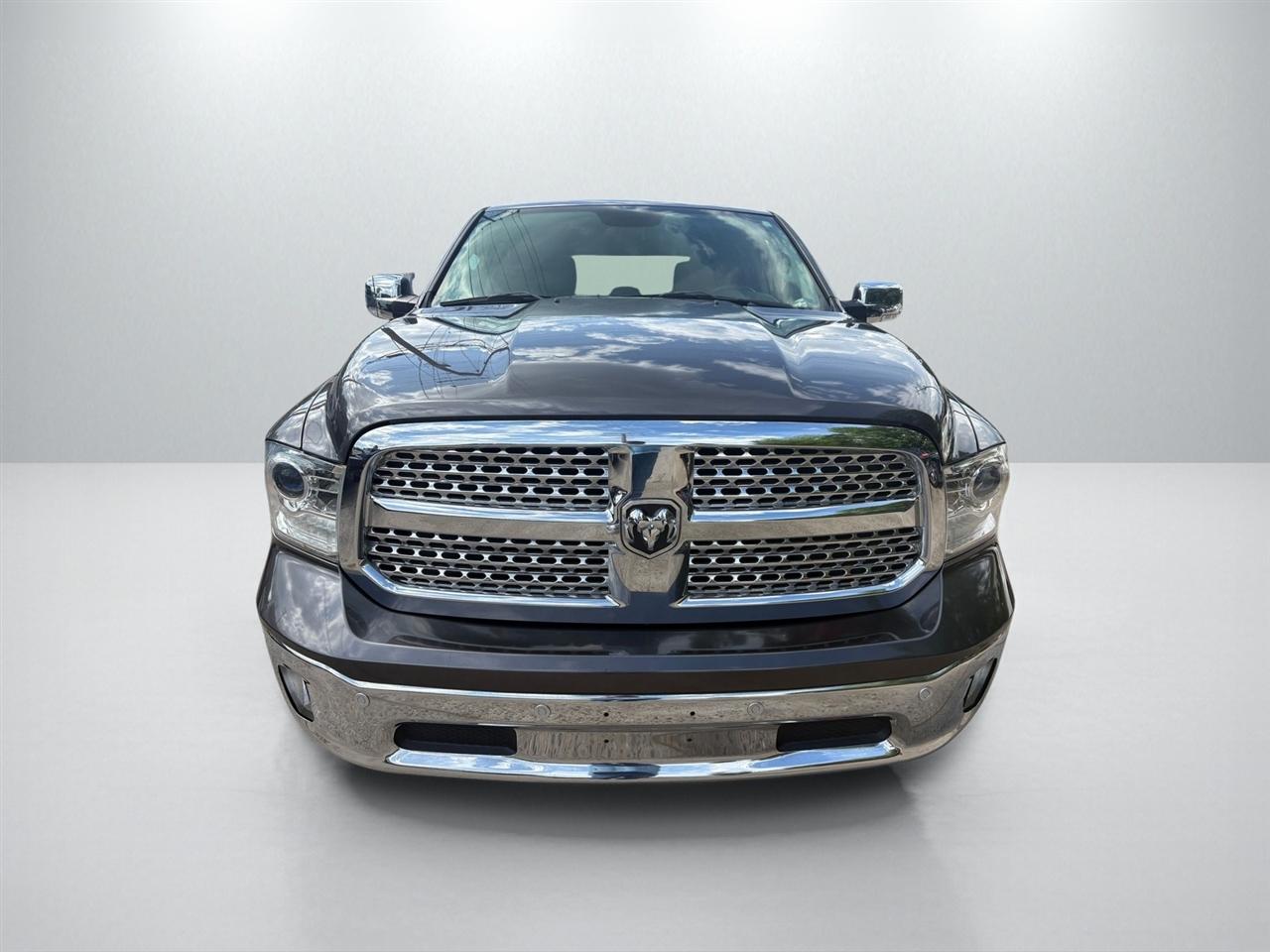 RAM 1500 Laramie Crew Cab LWB 4WD 2017