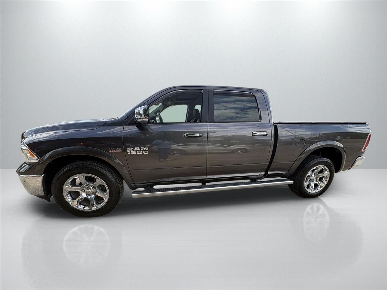 RAM 1500 Laramie Crew Cab LWB 4WD 2017