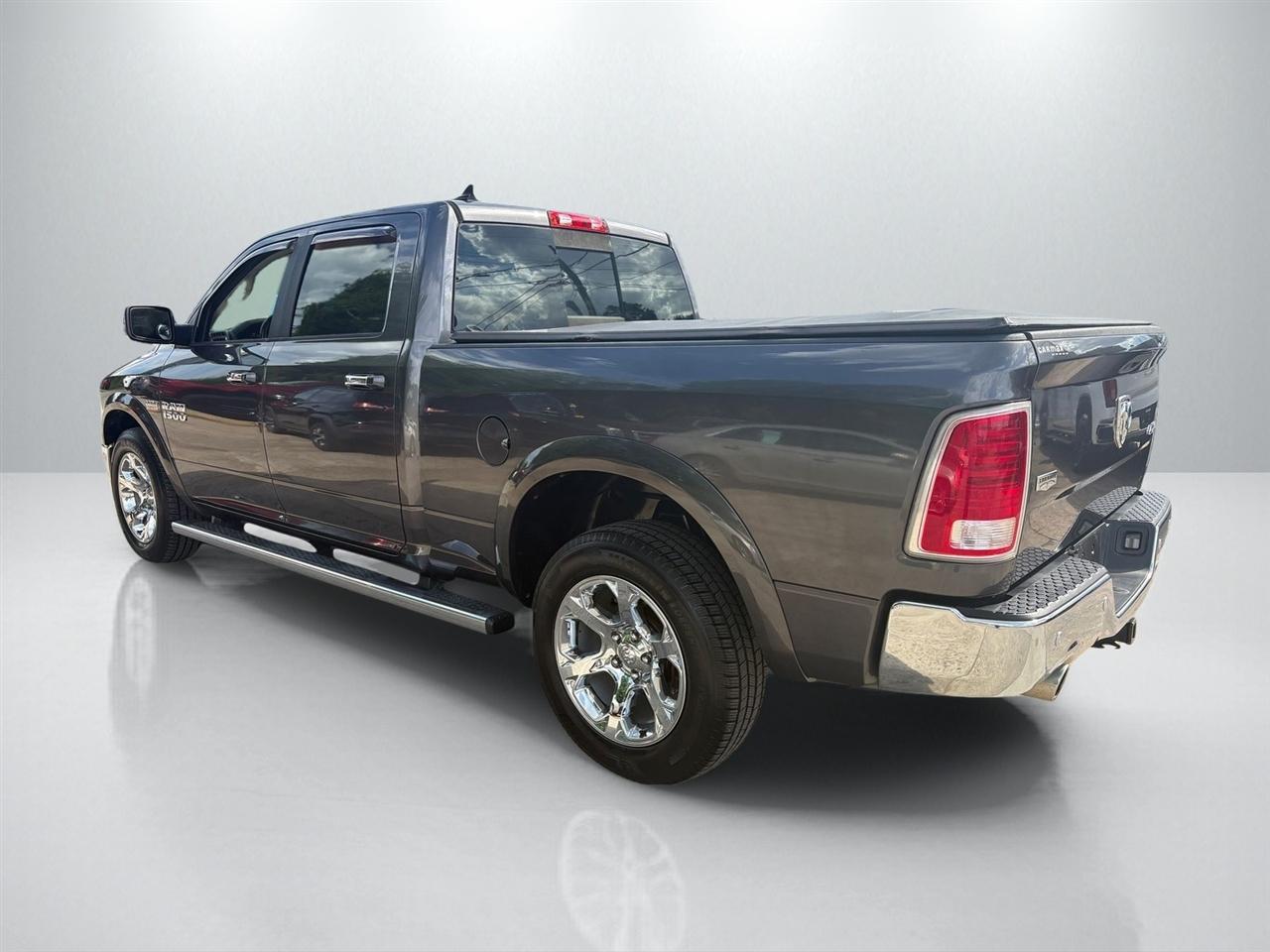 RAM 1500 Laramie Crew Cab LWB 4WD 2017