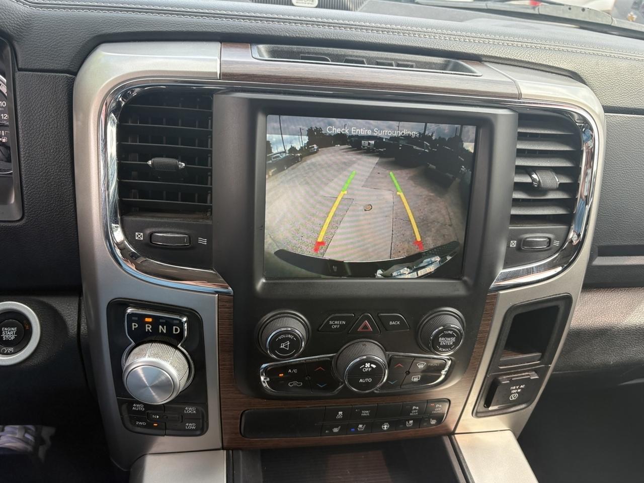 RAM 1500 Laramie Crew Cab LWB 4WD 2017
