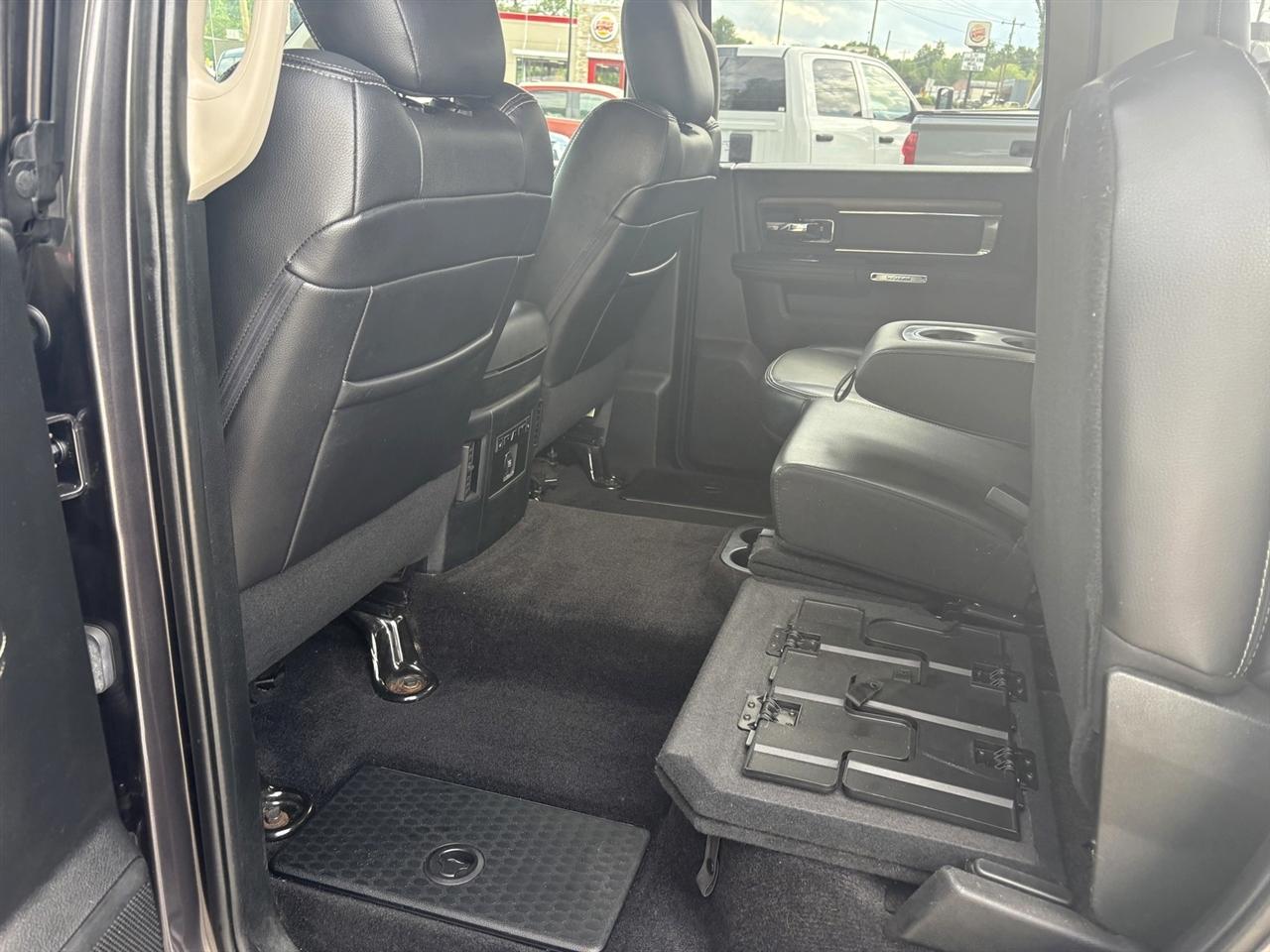 RAM 1500 Laramie Crew Cab LWB 4WD 2017