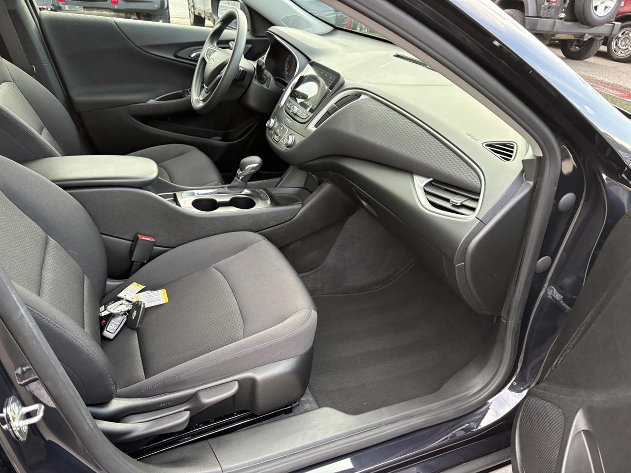Chevrolet Malibu LS 2022