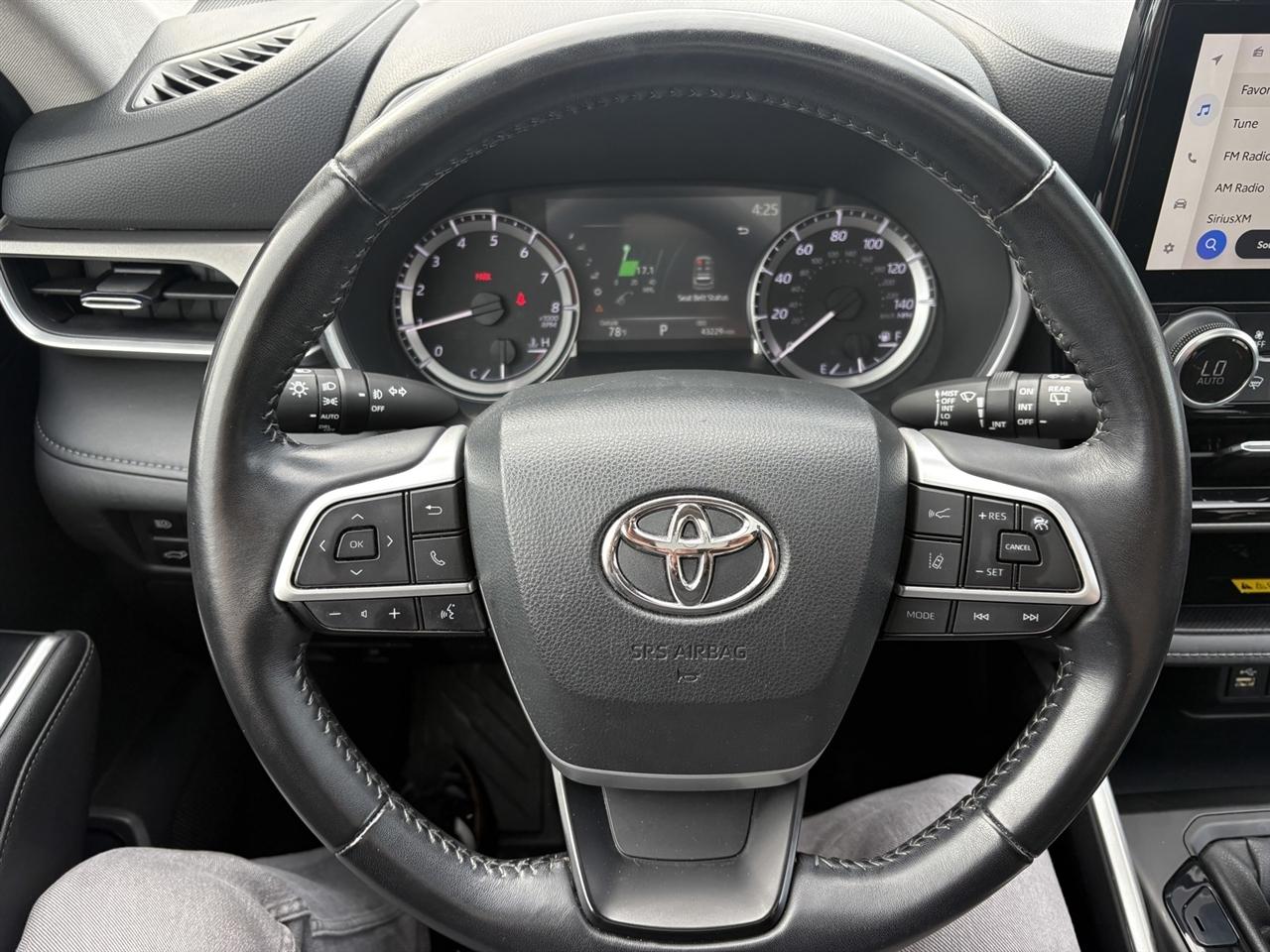 Toyota Highlander Others 2023