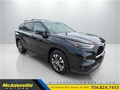 2023 Toyota Highlander 