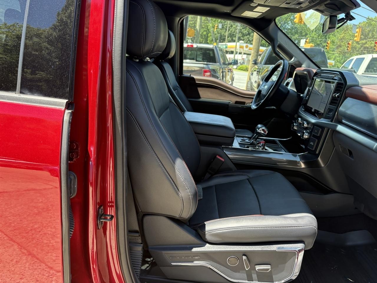 Ford F-150 Supercab 133" Lariat 4WD 2021