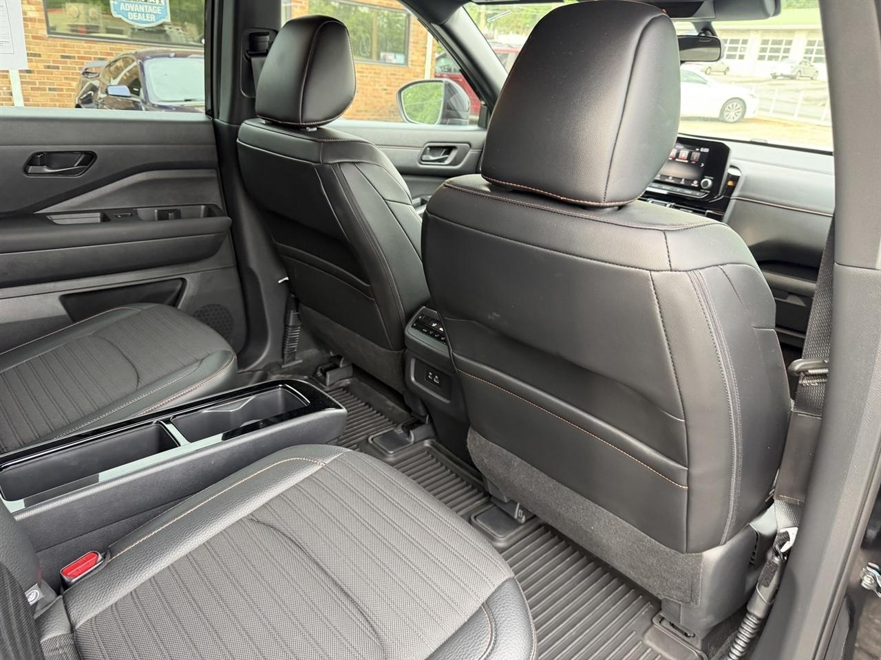 Nissan Pathfinder Rock Creek 4WD 2025