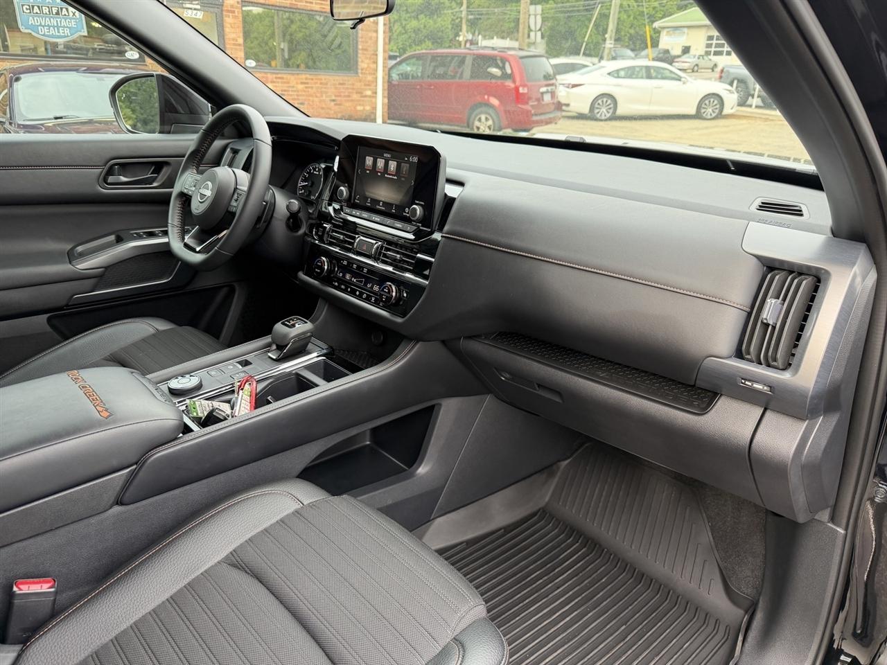 Nissan Pathfinder Rock Creek 4WD 2025