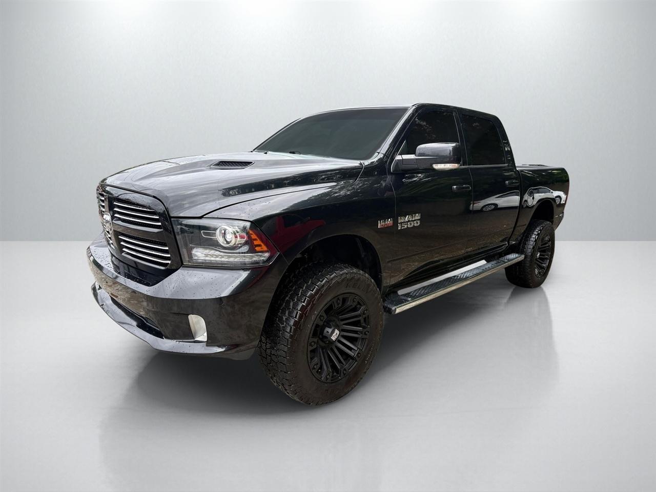 RAM 1500 Sport Crew Cab SWB 4WD 2015