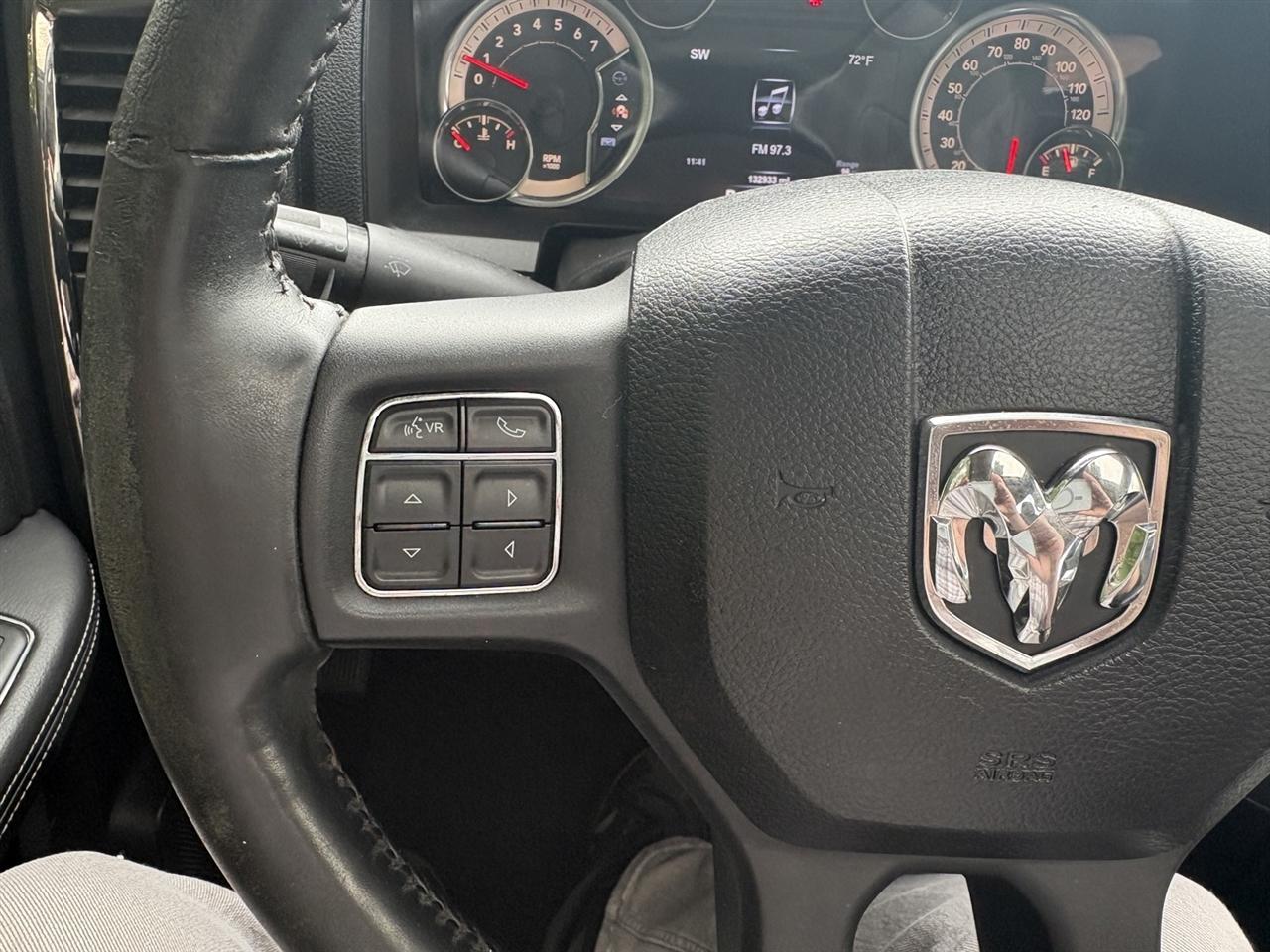 RAM 1500 Sport Crew Cab SWB 4WD 2015