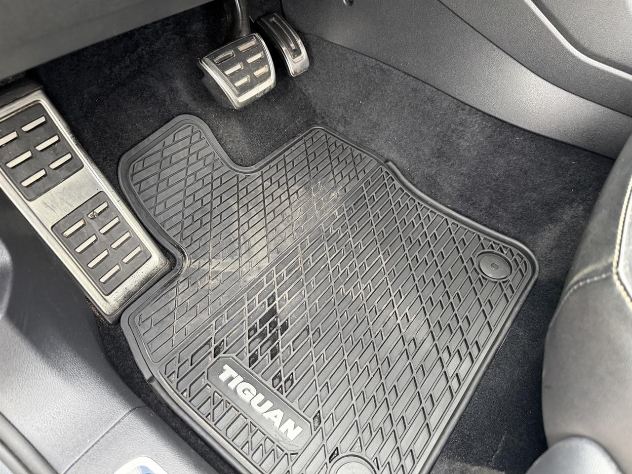 Volkswagen Tiguan SE R-Line Black 2022