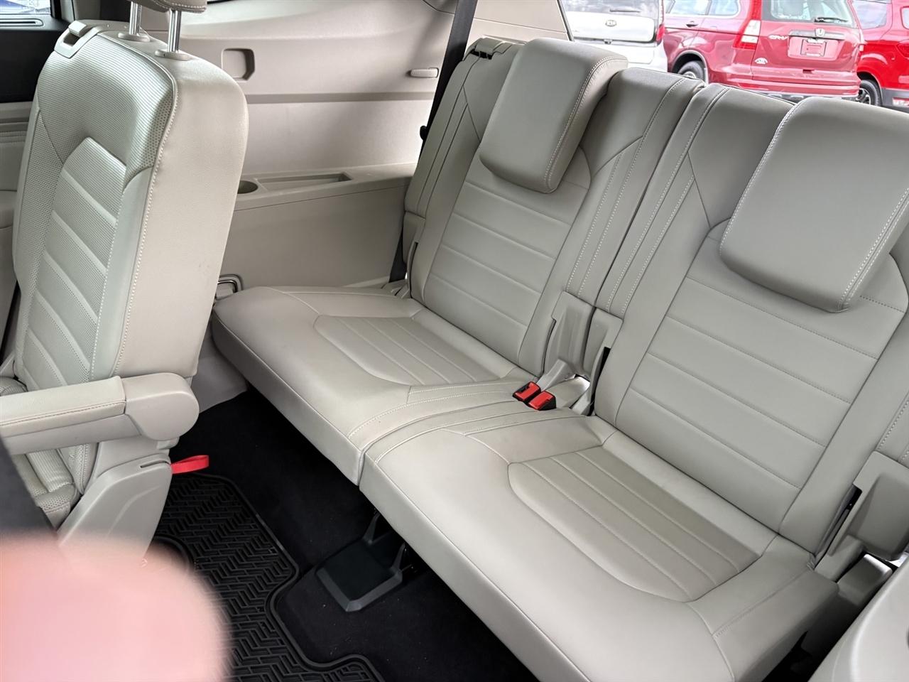 Volkswagen Atlas V6 SEL Premium R-Line 4MOTION 2021