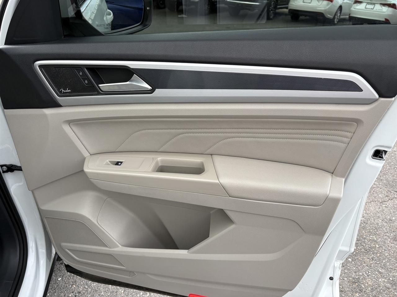 Volkswagen Atlas V6 SEL Premium R-Line 4MOTION 2021