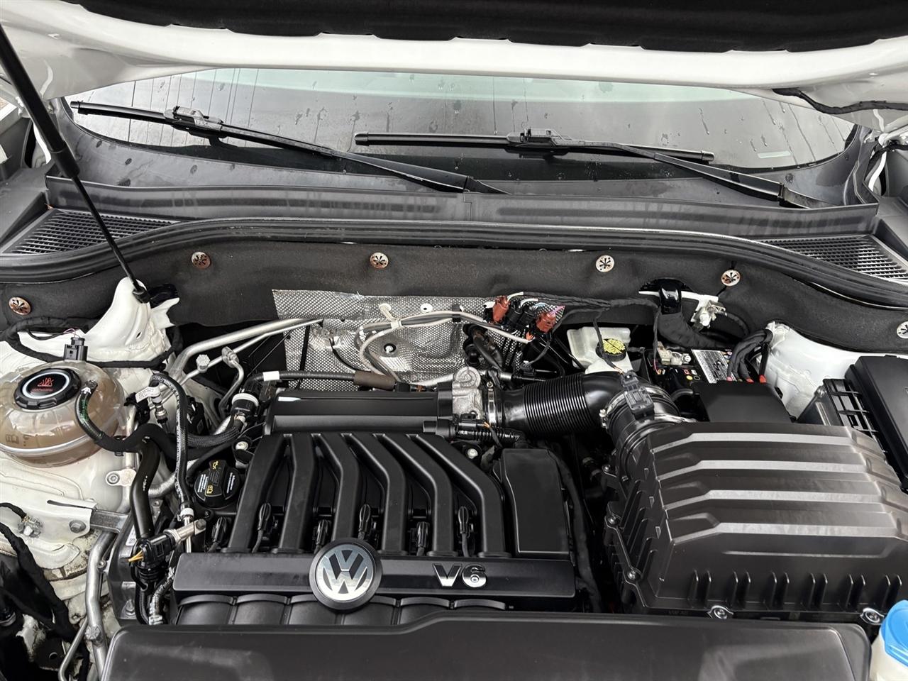 Volkswagen Atlas V6 SEL Premium R-Line 4MOTION 2021
