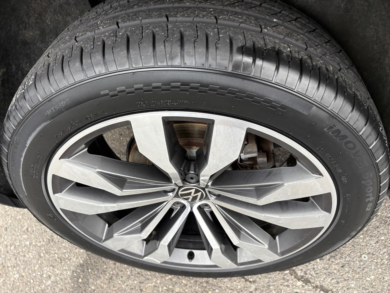 Volkswagen Atlas V6 SEL Premium R-Line 4MOTION 2021