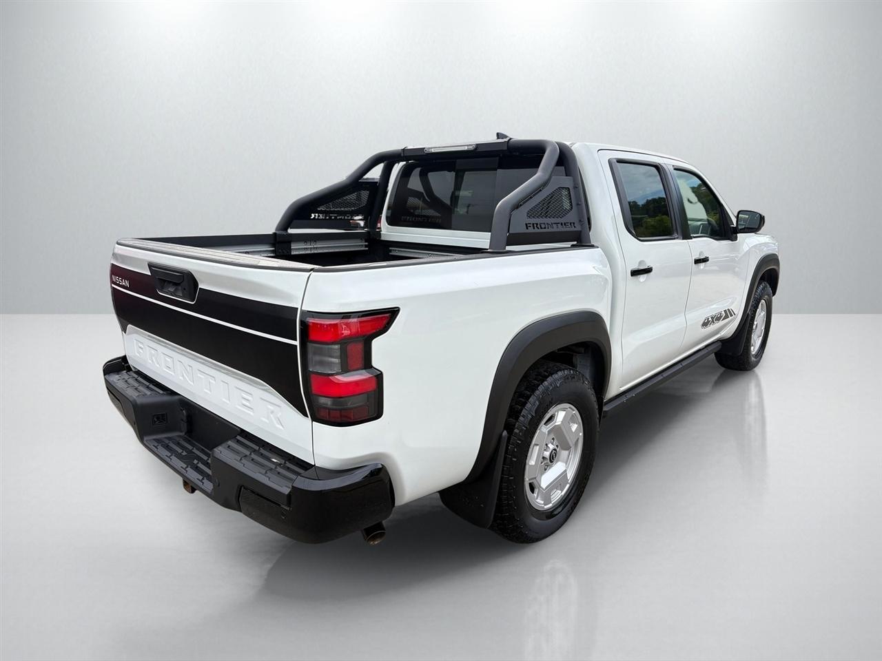 Nissan Frontier S Crew Cab 4WD 2024