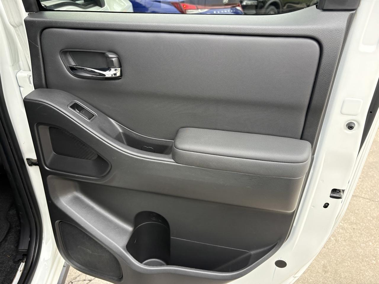 Nissan Frontier S Crew Cab 4WD 2024