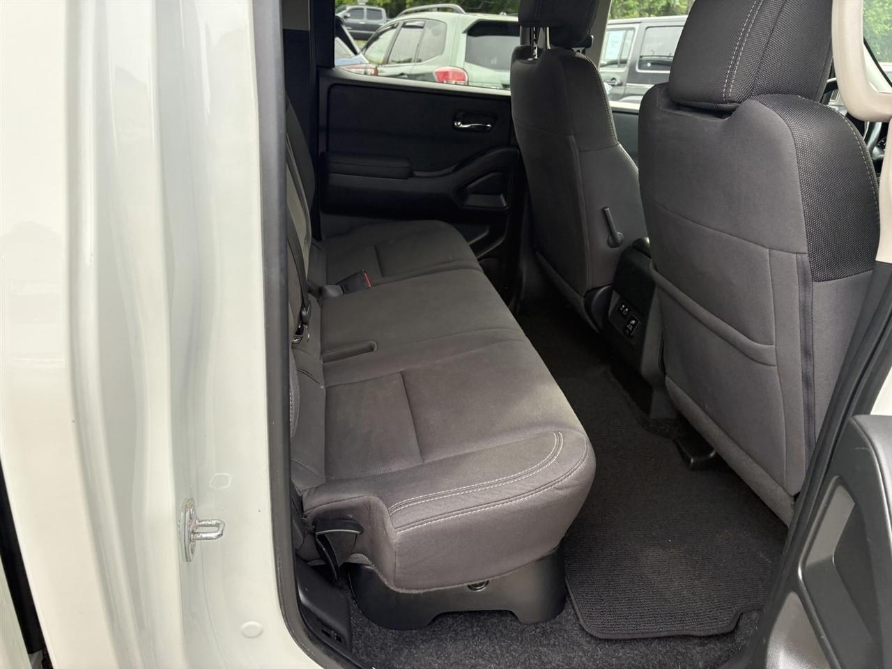Nissan Frontier S Crew Cab 4WD 2024