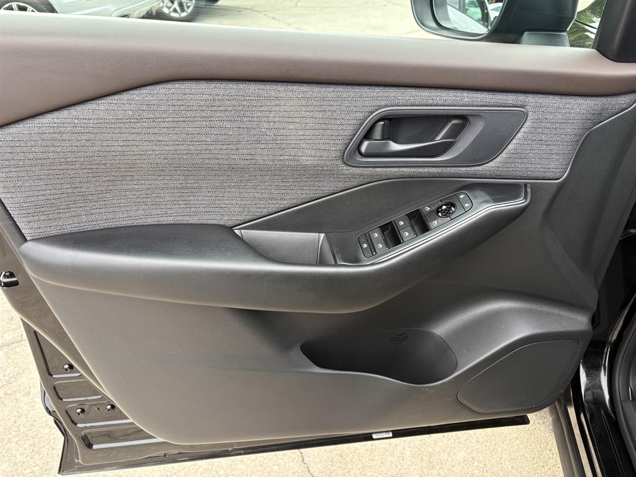 Nissan Rogue S AWD 2023