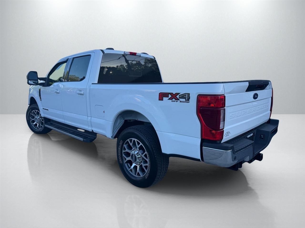 Ford F-250 SD Lariat Crew Cab 4WD 2021