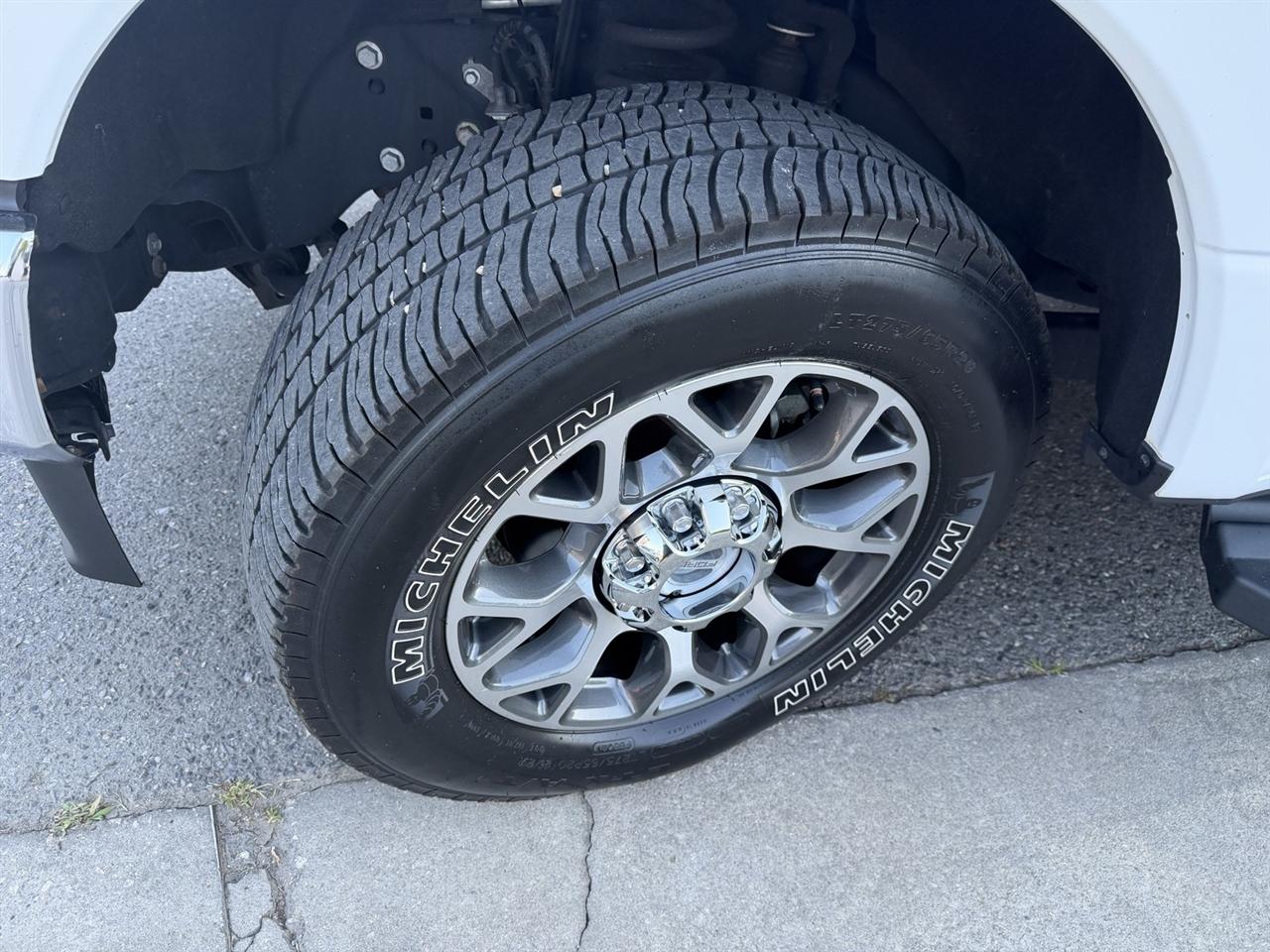 Ford F-250 SD Lariat Crew Cab 4WD 2021