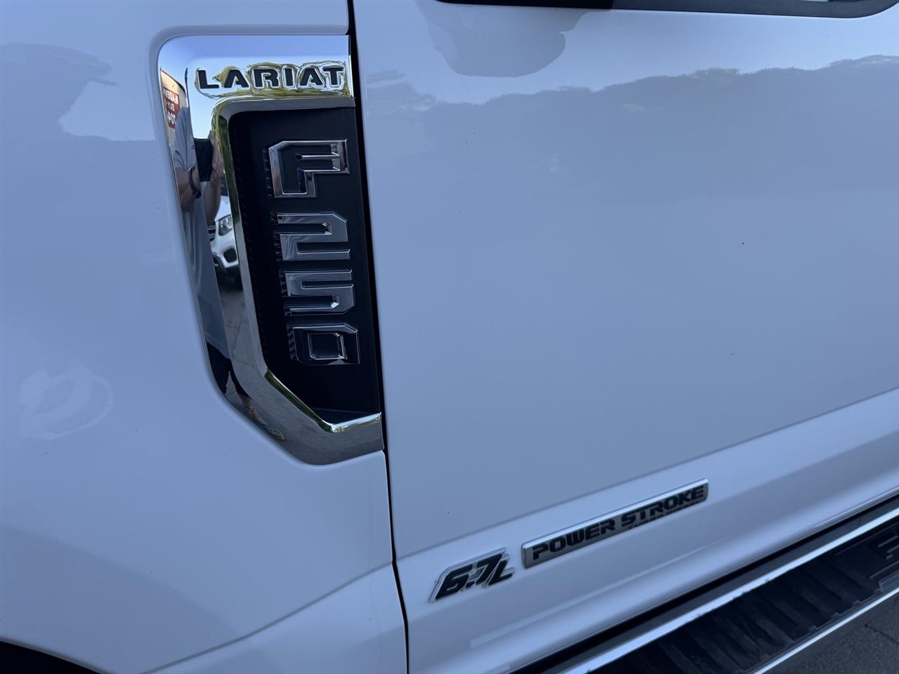 Ford F-250 SD Lariat Crew Cab 4WD 2021