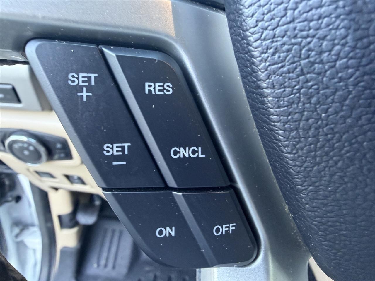 Ford F-250 SD Lariat Crew Cab 4WD 2021
