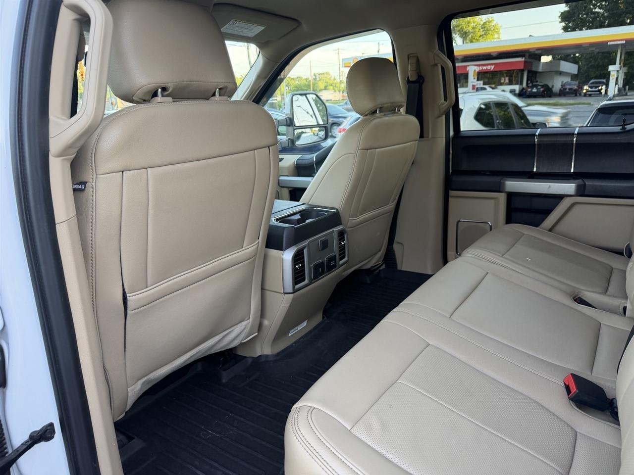 Ford F-250 SD Lariat Crew Cab 4WD 2021