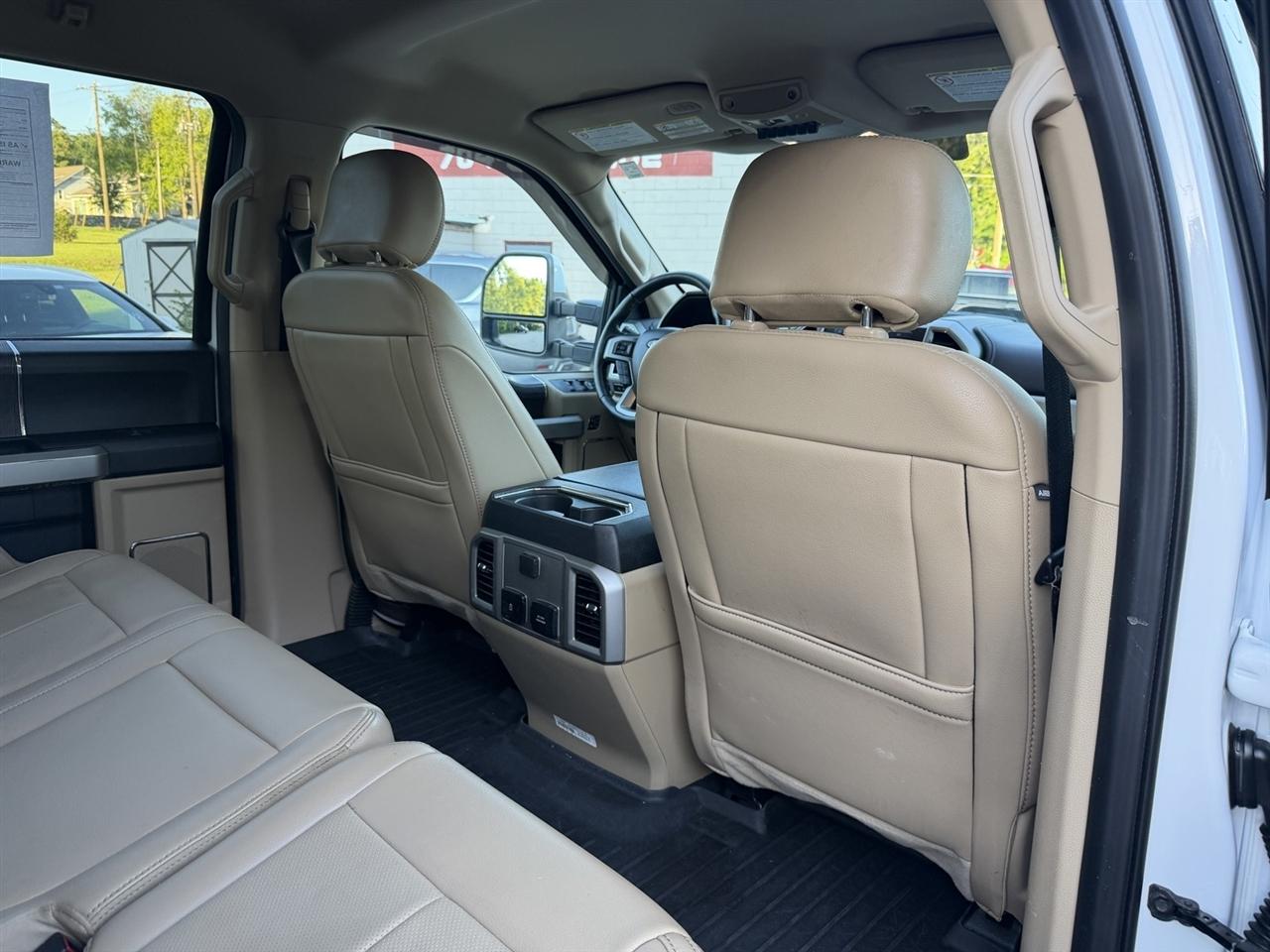 Ford F-250 SD Lariat Crew Cab 4WD 2021