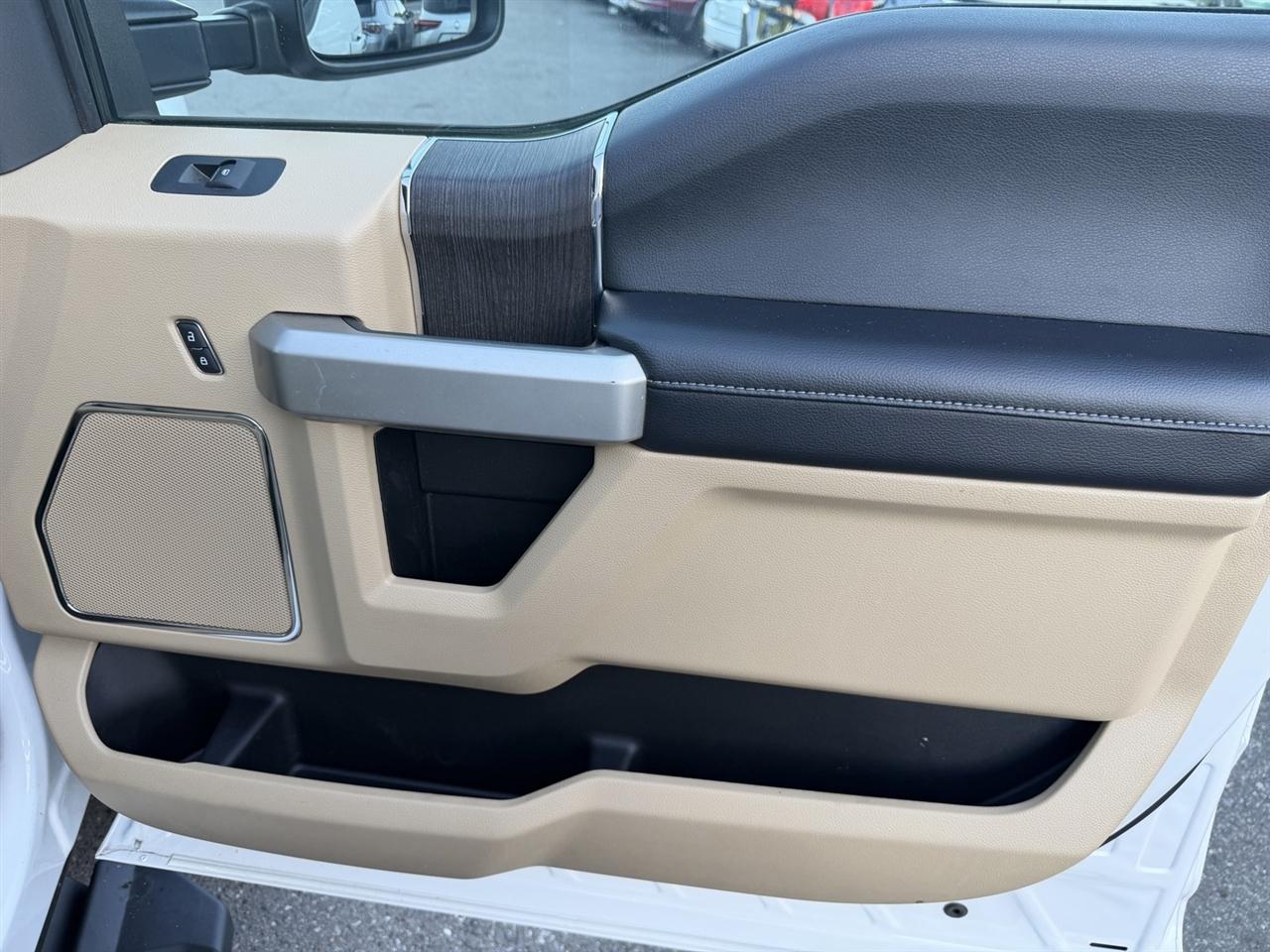Ford F-250 SD Lariat Crew Cab 4WD 2021