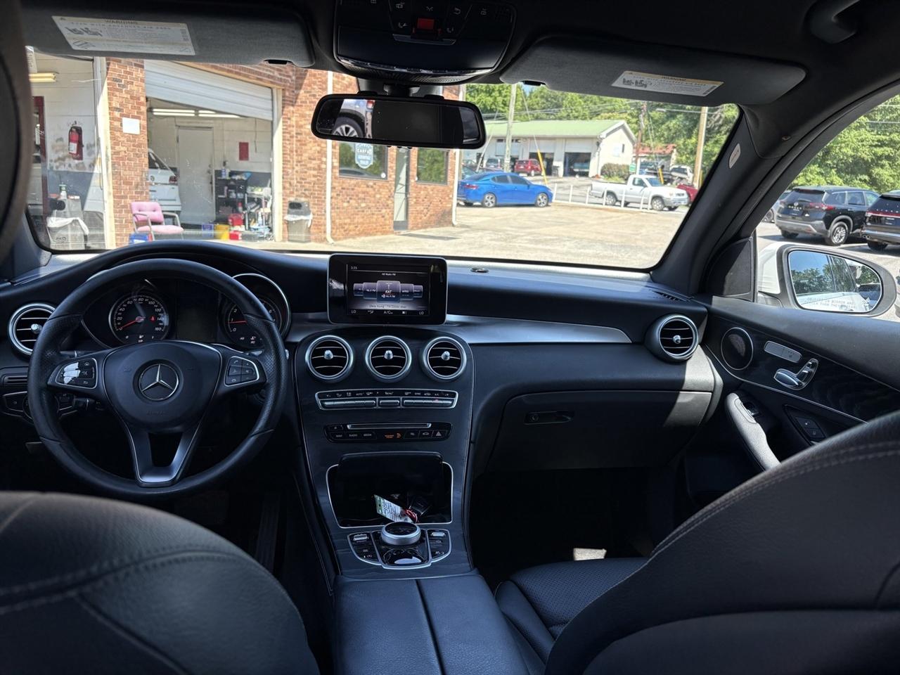 Mercedes-Benz GLC-Class GLC300 2017