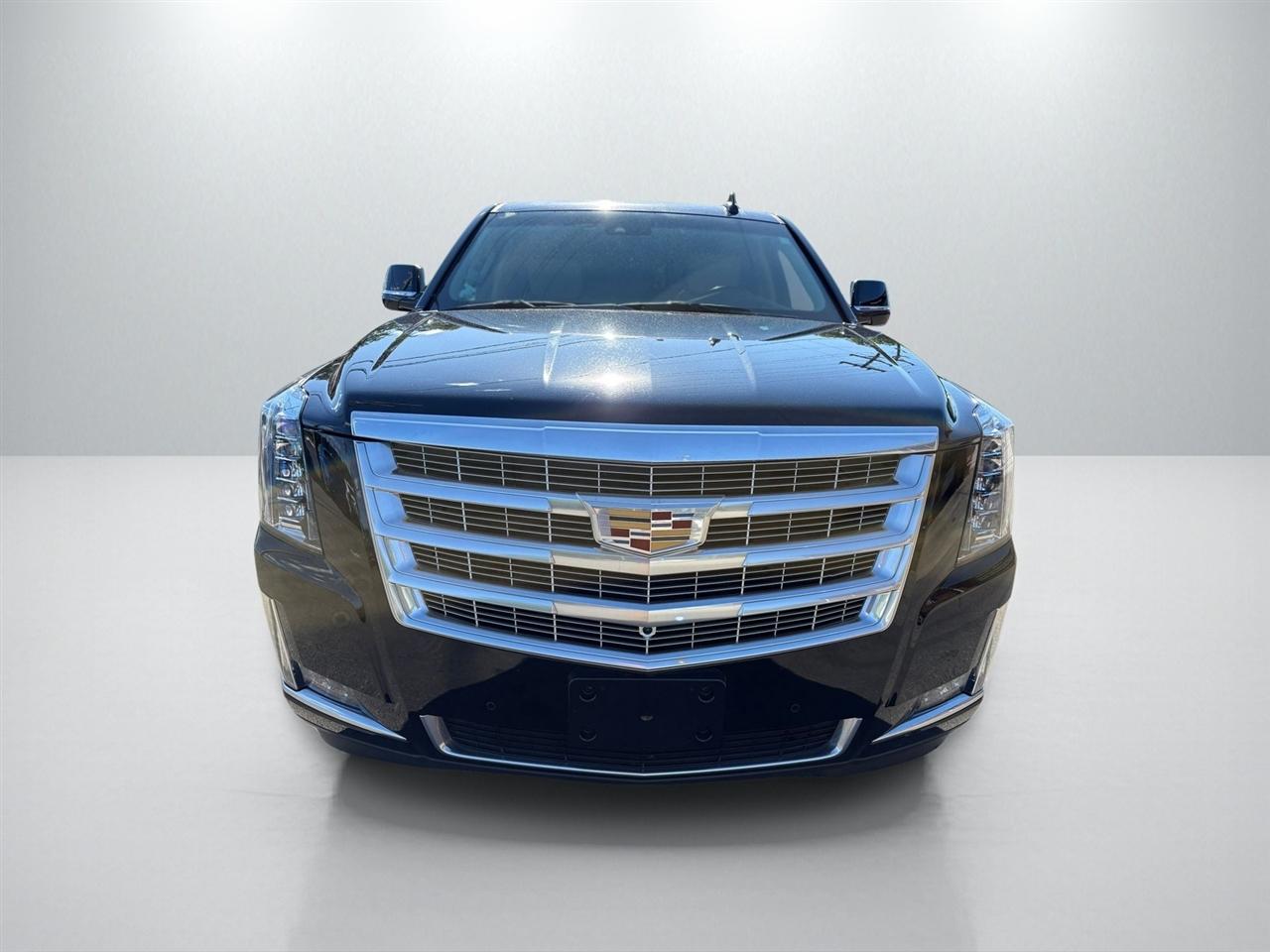 Cadillac Escalade Luxury 4WD 2019