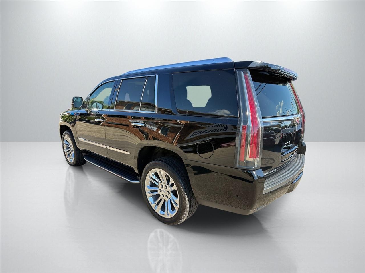 Cadillac Escalade Luxury 4WD 2019