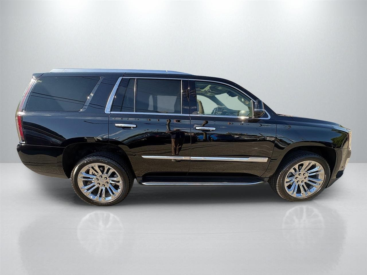 Cadillac Escalade Luxury 4WD 2019