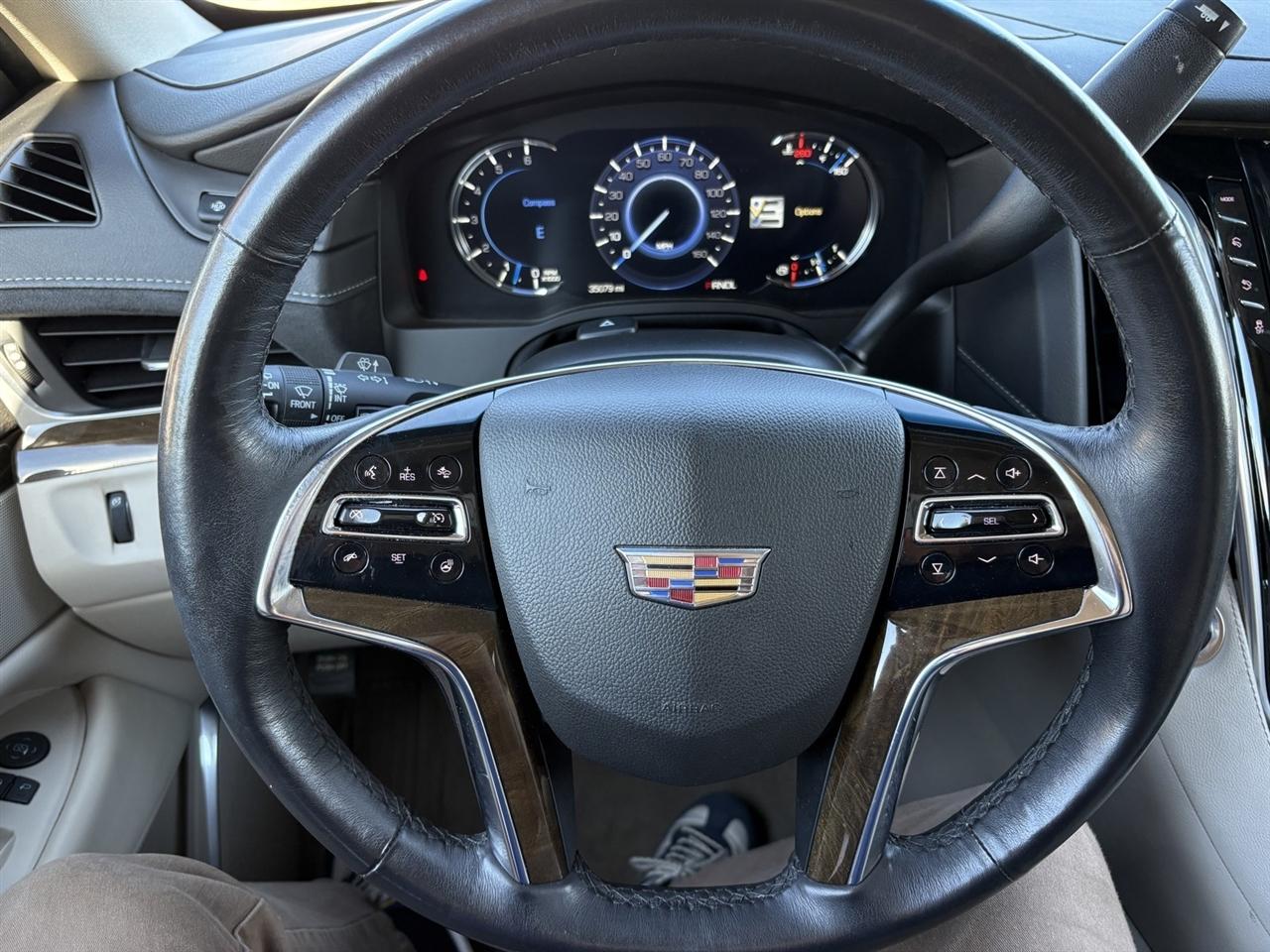 Cadillac Escalade Luxury 4WD 2019