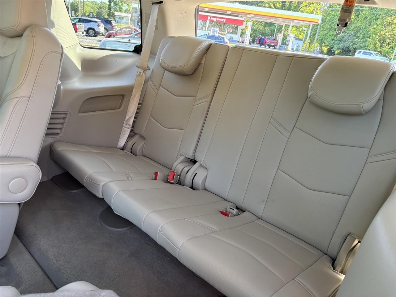 Cadillac Escalade Luxury 4WD 2019