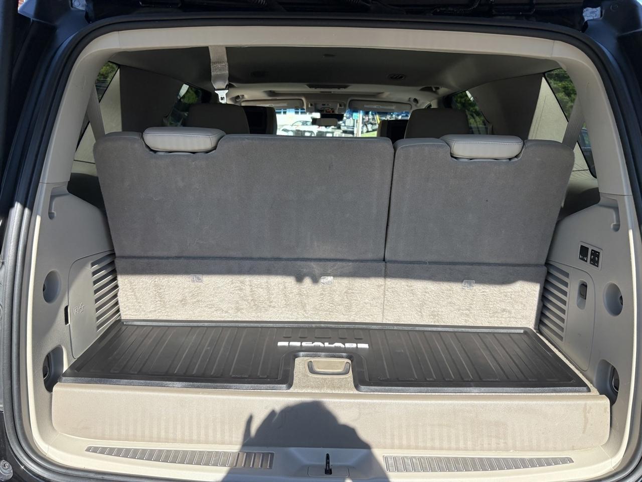 Cadillac Escalade Luxury 4WD 2019