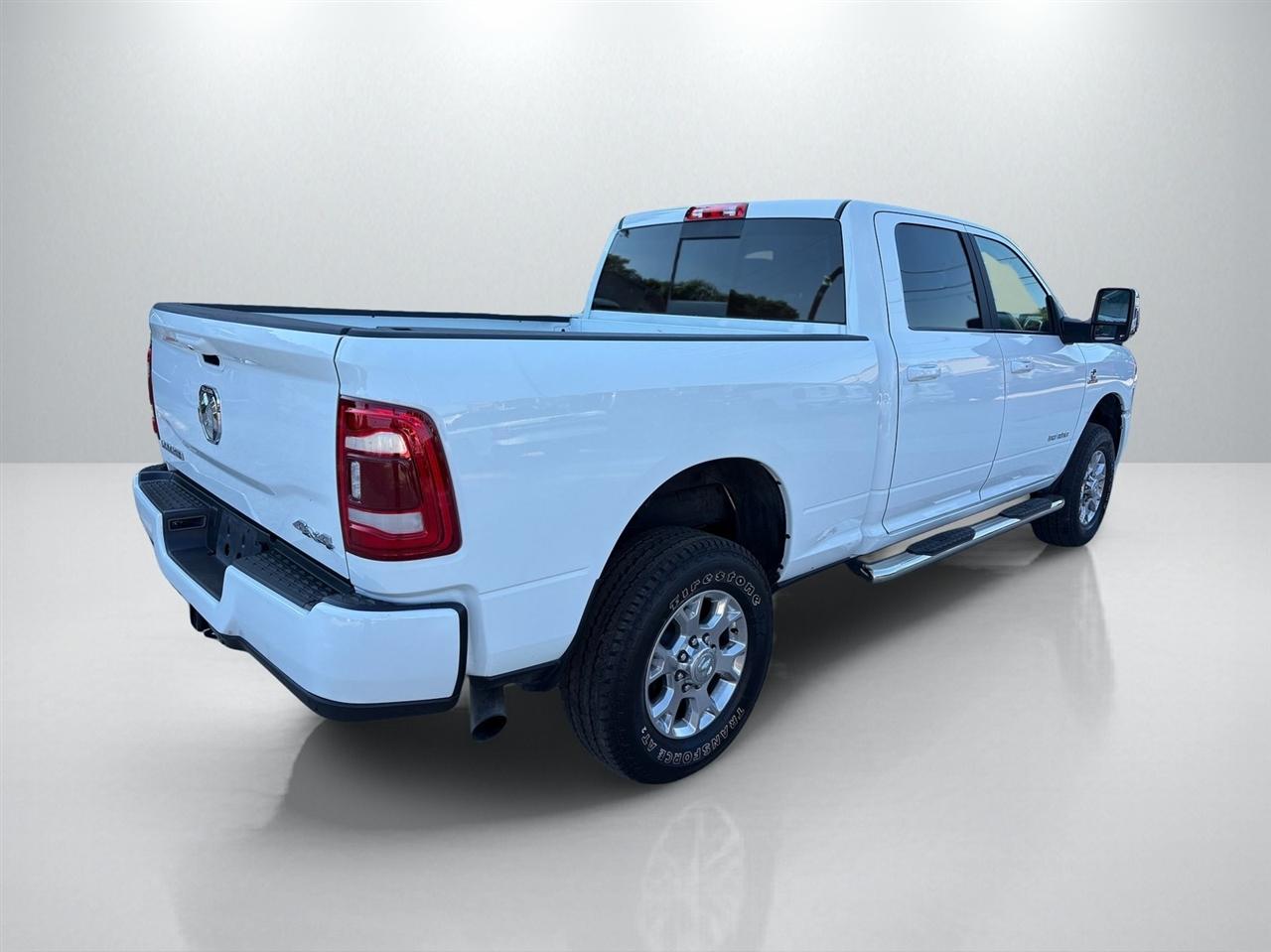 RAM 2500 Laramie Crew Cab SWB 4WD 2024